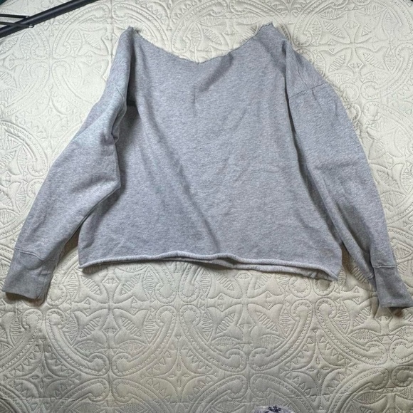 Gray The Gap Sweatshirt off the shoulder cut off cropped - Picture 2 of 4